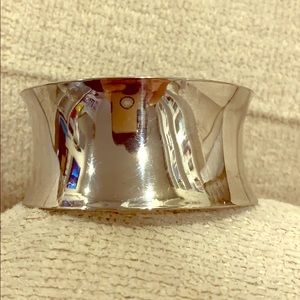 Silver bangles bracelet